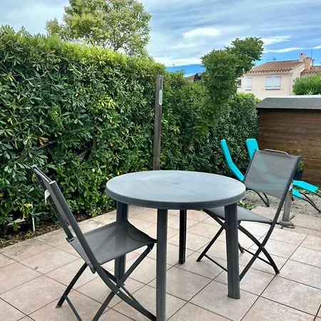 Maisonnette Paisible Dans La Pinede - 4pers - Parking - Proche Centre De Tennis - - Histoire De Cles 아그